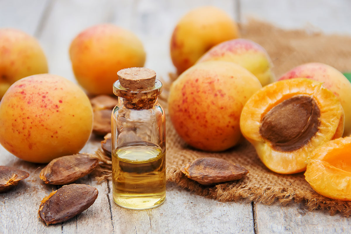 Cold-PressedOils-ApricotSeedOil2