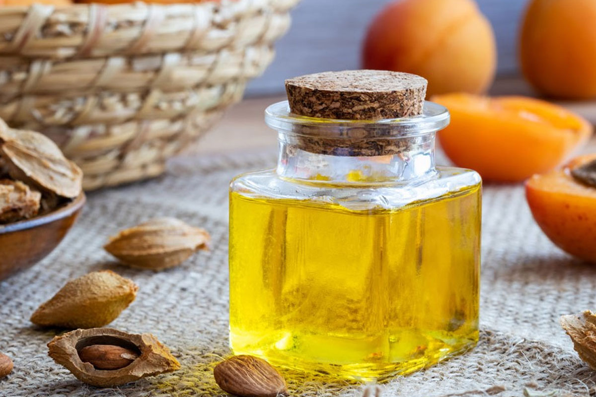 Cold-PressedOils-ApricotSeedOil4